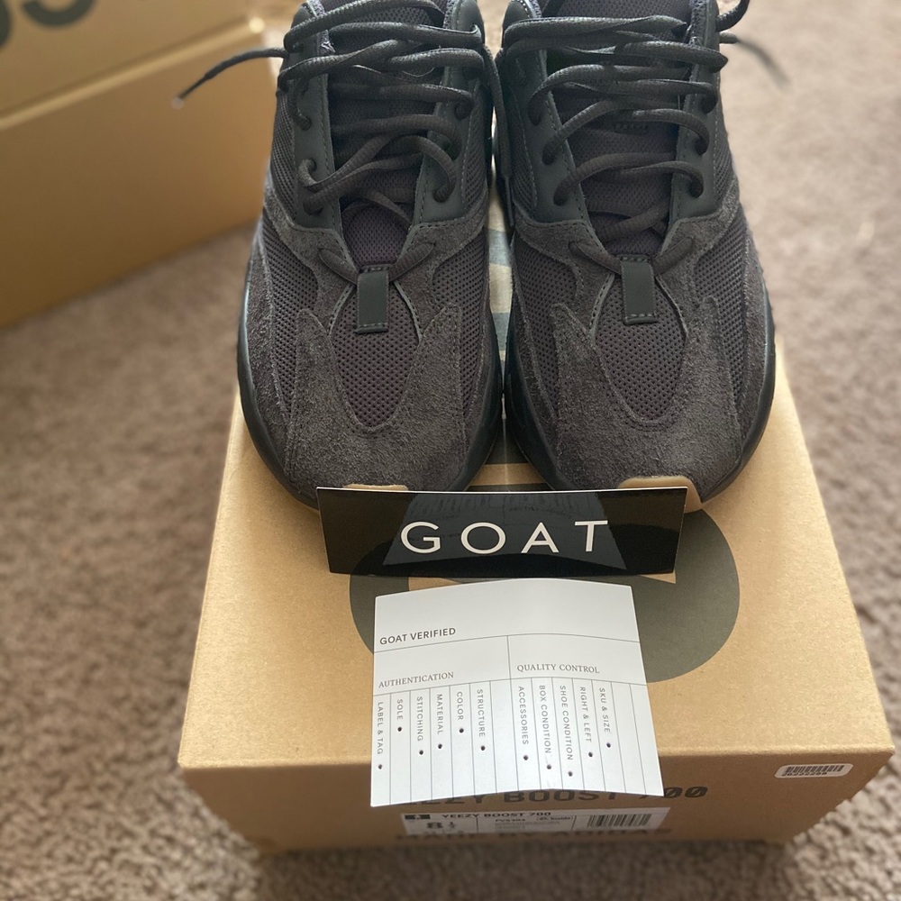 Yeezy Boost 700